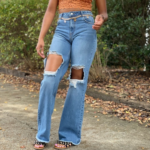 Distressed Wide Leg Vintage High Waist Jeans - Picture 1 of 2
